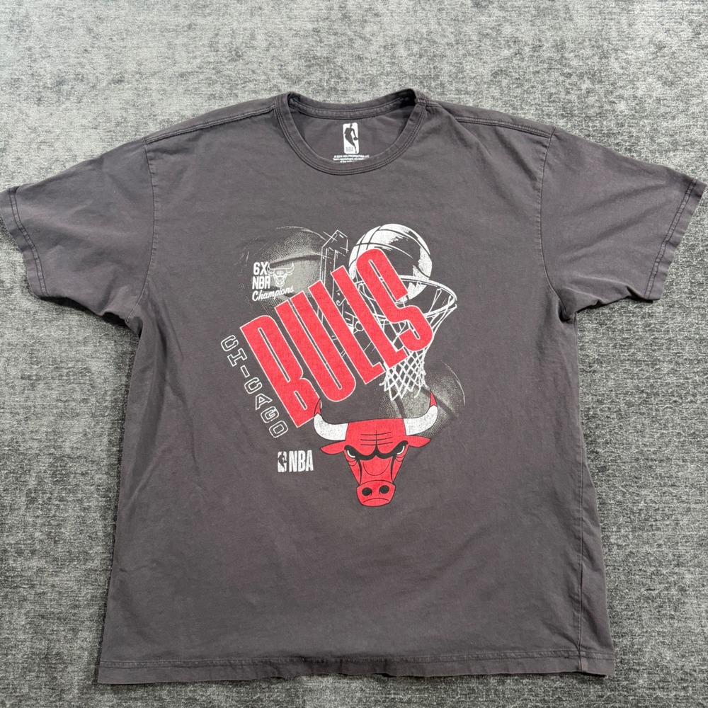 NBA Chicago Bulls 6X Champions Graphic T-Shirt Faded Black Mens Large